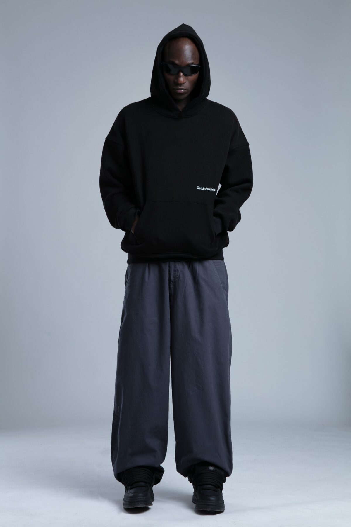 هودی catch طرح studios - Image 4